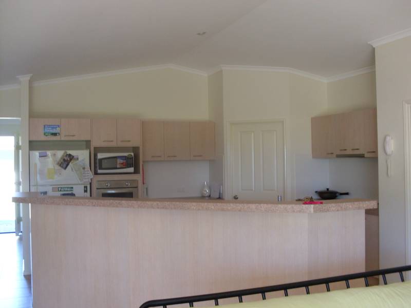 Modern Bargara Living Picture