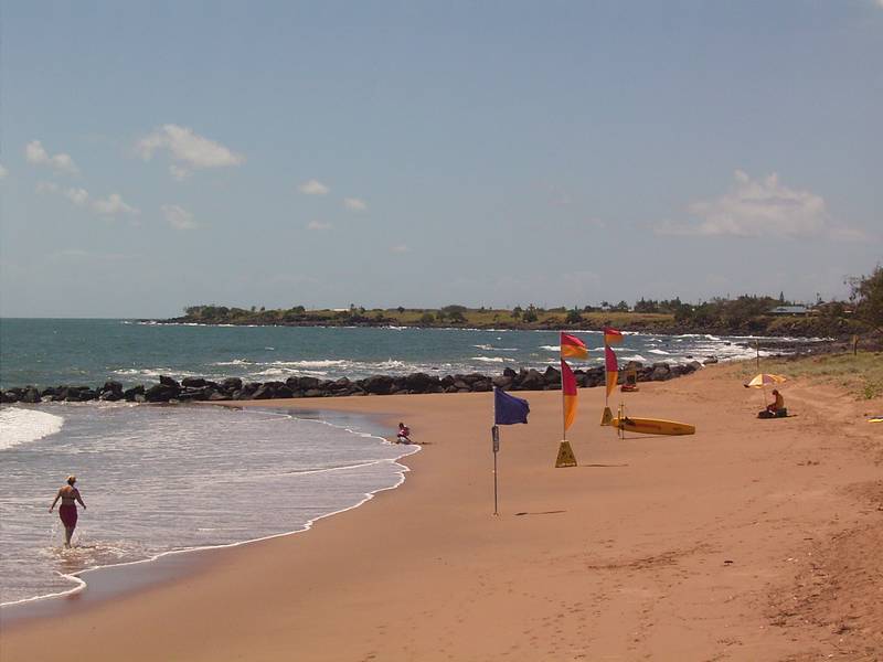 BURNETT HEADS LAND Picture 2