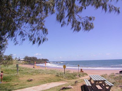 BURNETT HEADS LAND Picture BURNETT HEADS LAND Picture