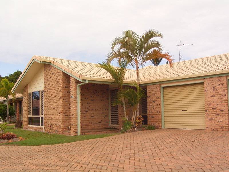 Beachside Beauty Picture 1