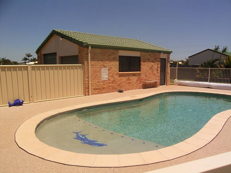 INNES PARK HOME WITH POOL!! Picture