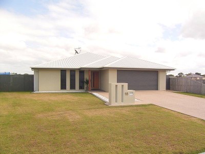 Newly Built, Elegant Design @ the Beach Picture