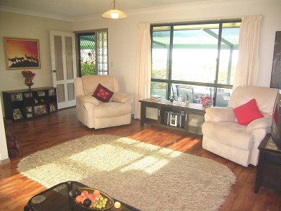 Hilltop Breezes and Ocean Glimpses, this is the Life! Picture Hilltop Breezes and Ocean Glimpses, this is the Life! Picture