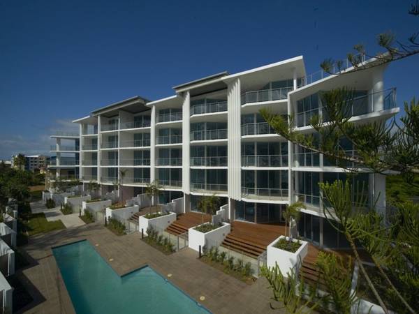 LUXURY APPARTMENTS Picture 1