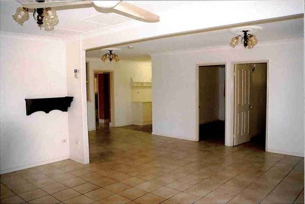 WALK TO THE BEACH Picture 2