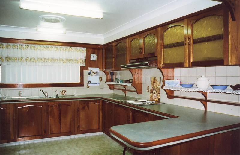 POSITION IS EVERYTHING Picture 3