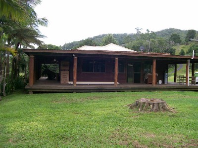 Peacefull Rural Lifestyle Picture