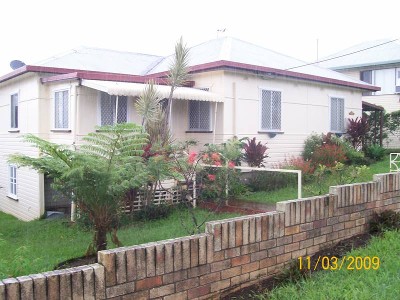 Large Family Home Picture