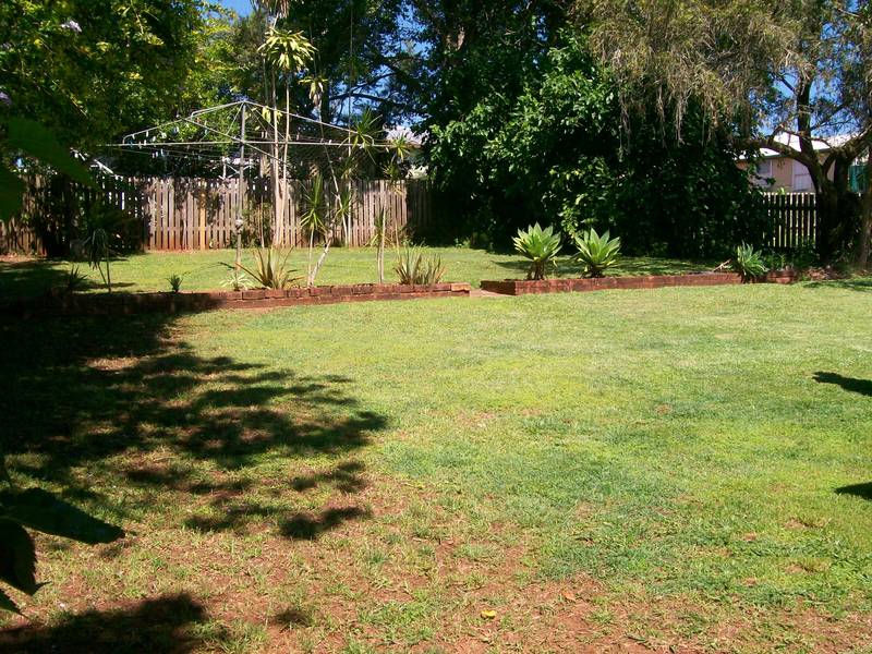 Traditional Family Home Picture 2