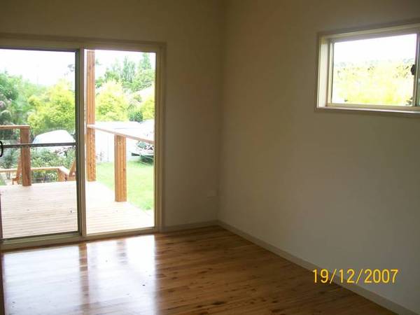 HANDY LOCATION Picture 2