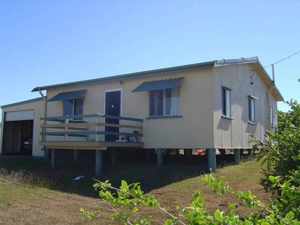 Beach Cottage - Amazing Views Picture 1