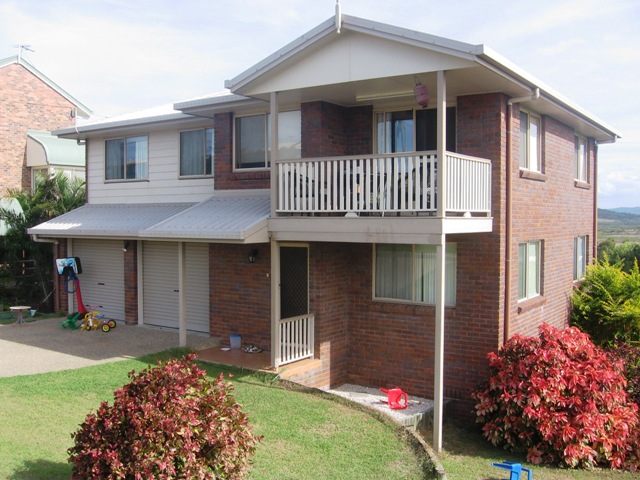 Double Storey with Views Picture 1