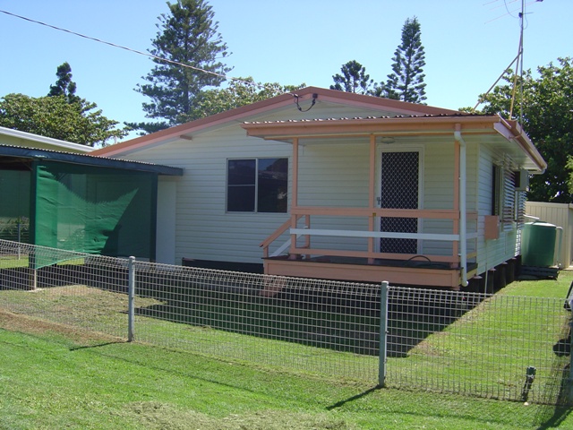 Funky Beach House Picture 1
