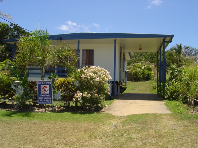 Holiday Rental - Centre of Town Picture 1