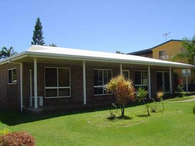 Comfortable Lowset Brick Picture Comfortable Lowset Brick Picture