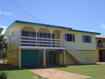 Beachfront Magic - Walk to Village Picture Beachfront Magic - Walk to Village Picture