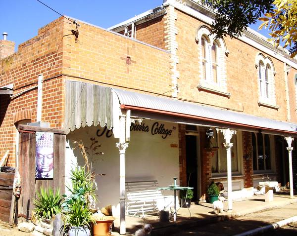 Village Charm, What a Beauty !!! Picture 1