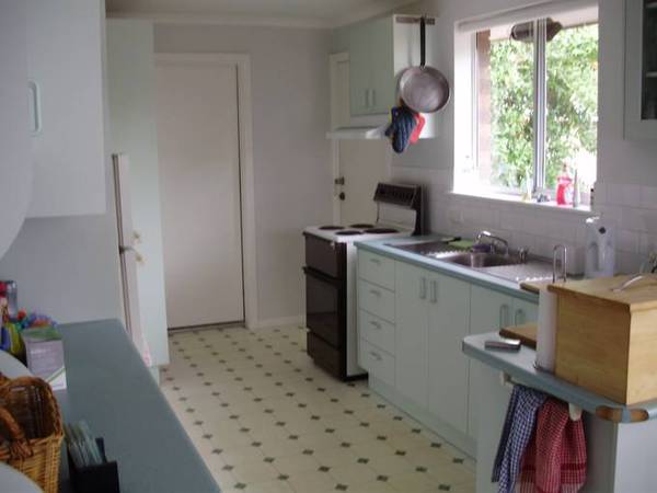 Close to Westpoint Shopping Centre Picture 2