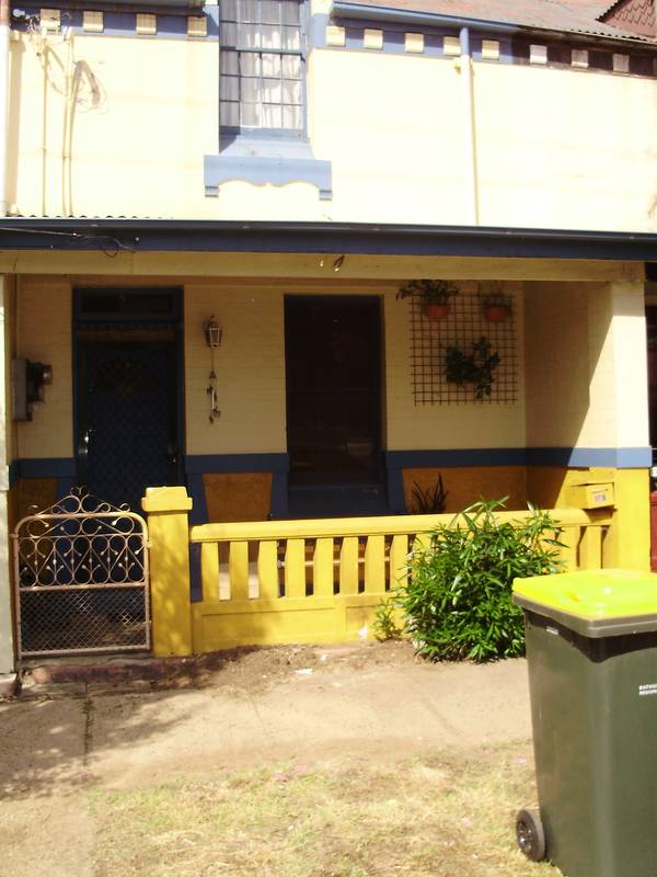 Quaint and Cosy Picture 1