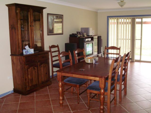 Look No Further Picture 2