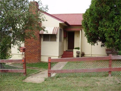 DELIGHTFUL PROPERTY - NOW REDUCED! Picture