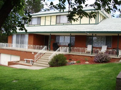 QUIET AREA OF SOUTH BATHURST Picture