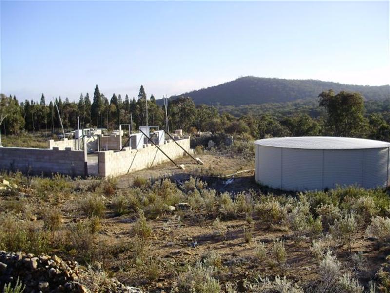 DO IT YOURSELF - WITH A HEAD START! Picture 1