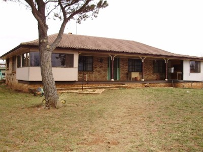 TWO HOUSES AT THE LAGOON Picture