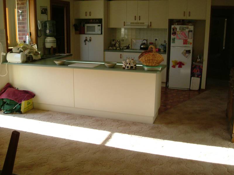 GOOD FAMILY HOME Picture 3