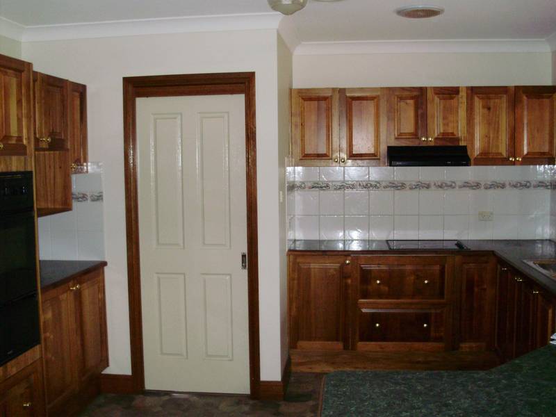 Large Family Home Picture 2