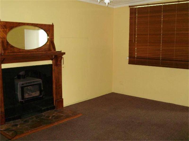 FEEL THE WARMTH Picture 3