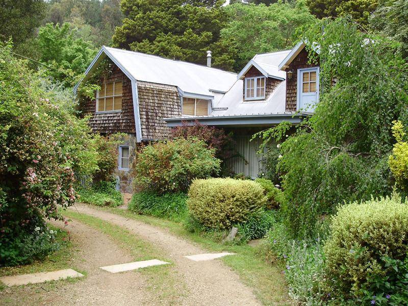 NEEDS TO BE SEEN TO BE BELIEVED! Picture 1