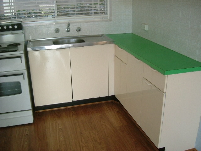 UNIT CLOSE TO C.B.D. Picture 1