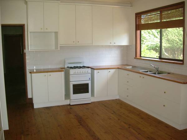 Large Home Picture 3