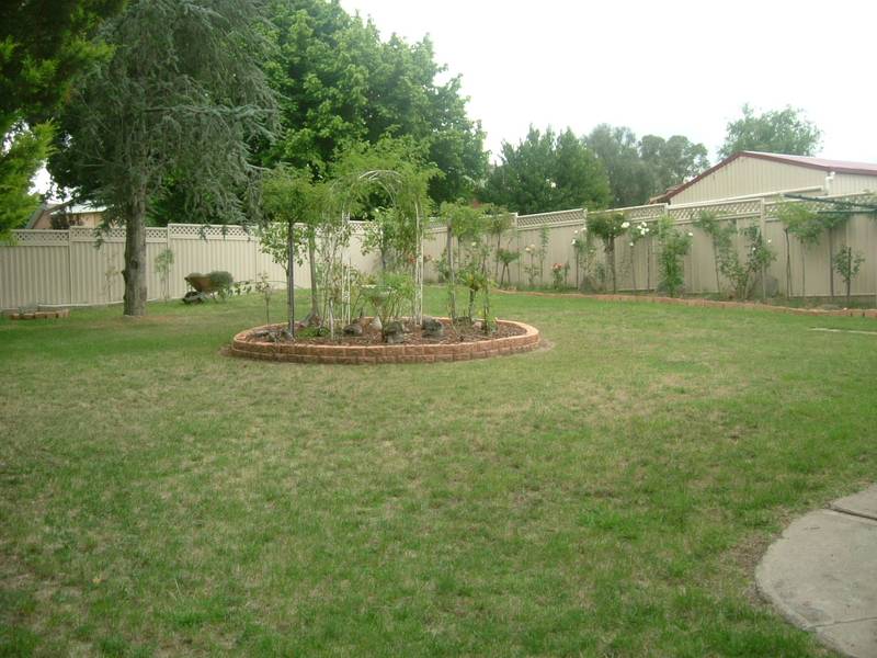 HOT RENTAL PROPERTY Picture 2