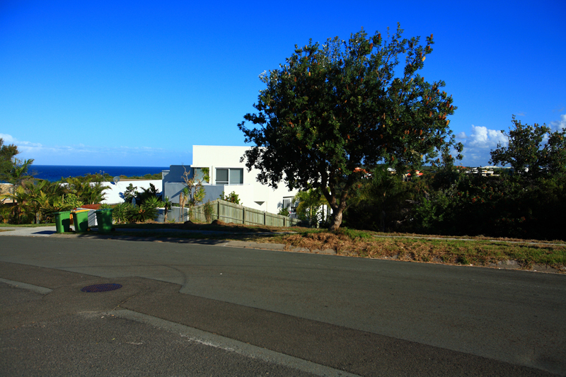 VACANT LAND - OCEAN VIEWS - SUNRISE BEACH! Picture 3