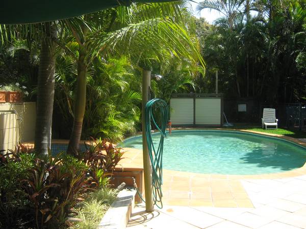 Resort Living in tranquil garden surrounds Picture 2