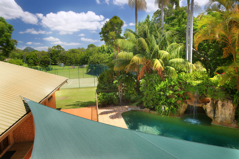 TRANQUIL ACREAGE HIDEAWAY Picture 2