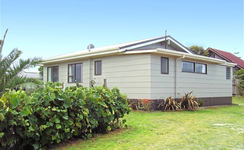 NEAT, TIDY AND WELL PRICED Picture 1