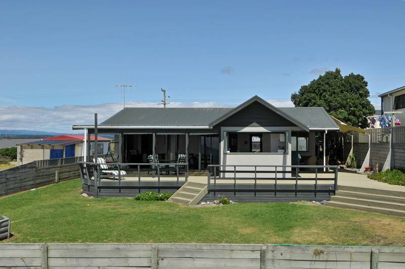 BEACHFRONT BLISS Picture 2