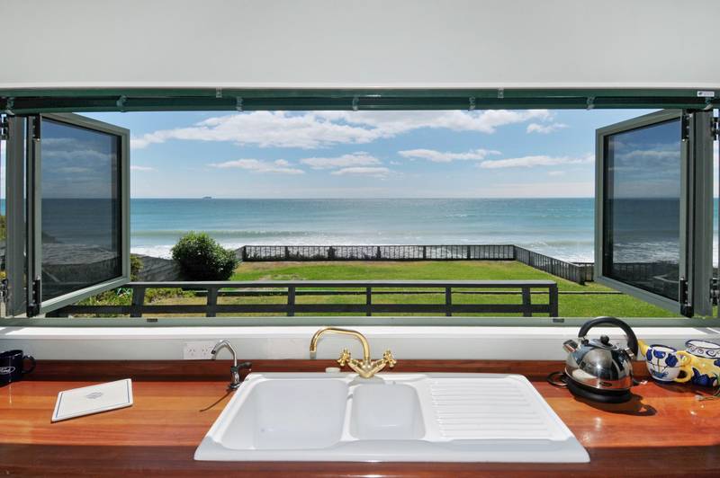 BEACHFRONT BLISS Picture 1