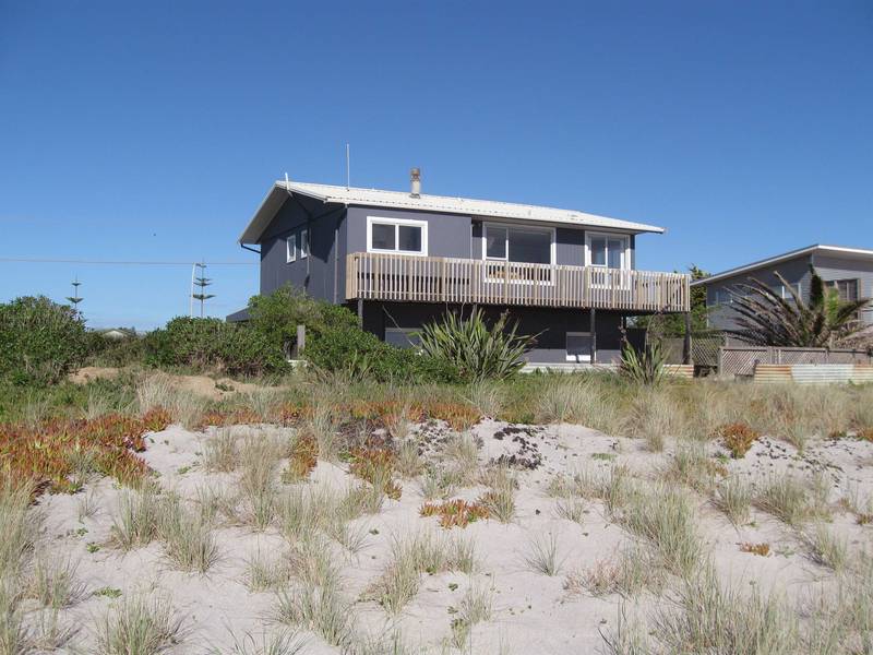 BUY BEACHFRONT Picture 2