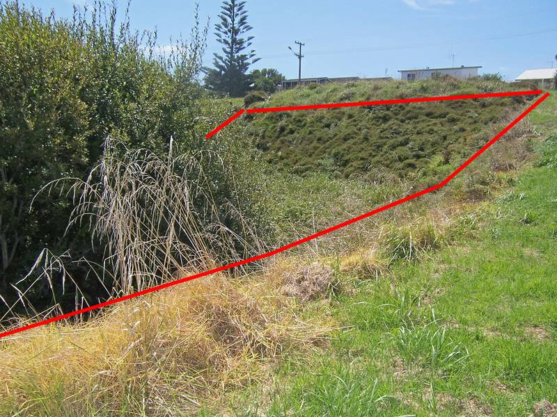 CHEAPEST AT THE BEACH Picture 2