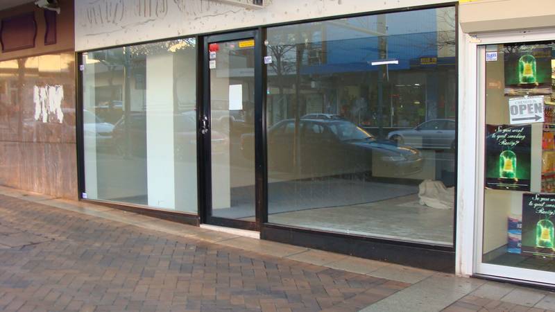SHOP FOR LEASE Picture