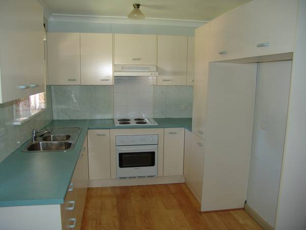 BRICK BARGAIN Picture 2