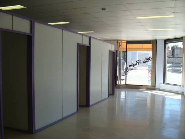 Corner Shop in CBD Picture 3