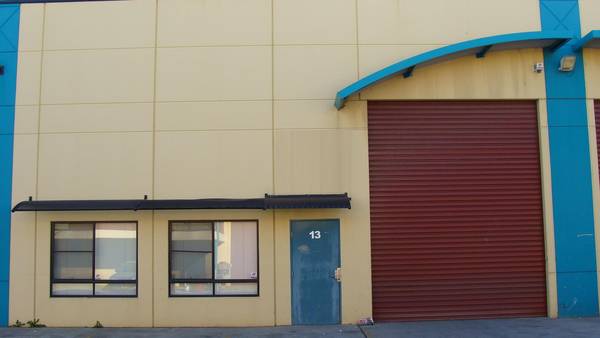 Prominent Complex Picture 2