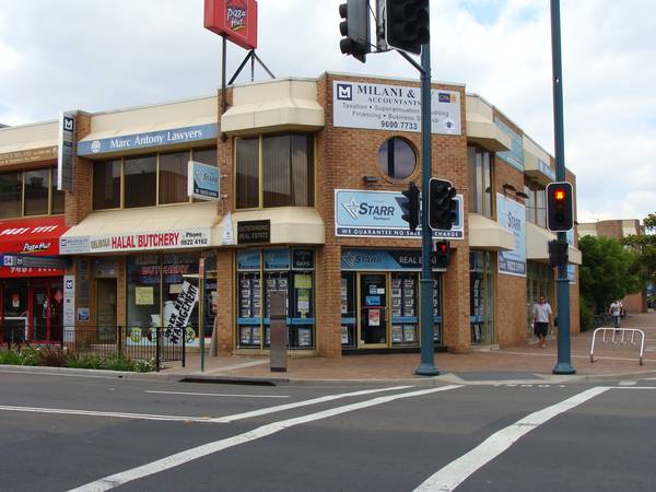 Prominent Corner Office Picture