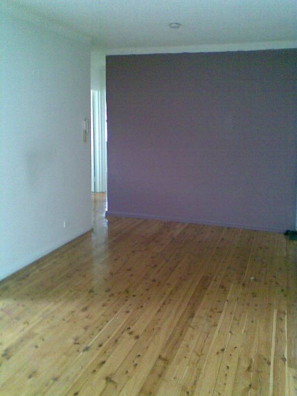 SECURITY BUILDING Picture 2