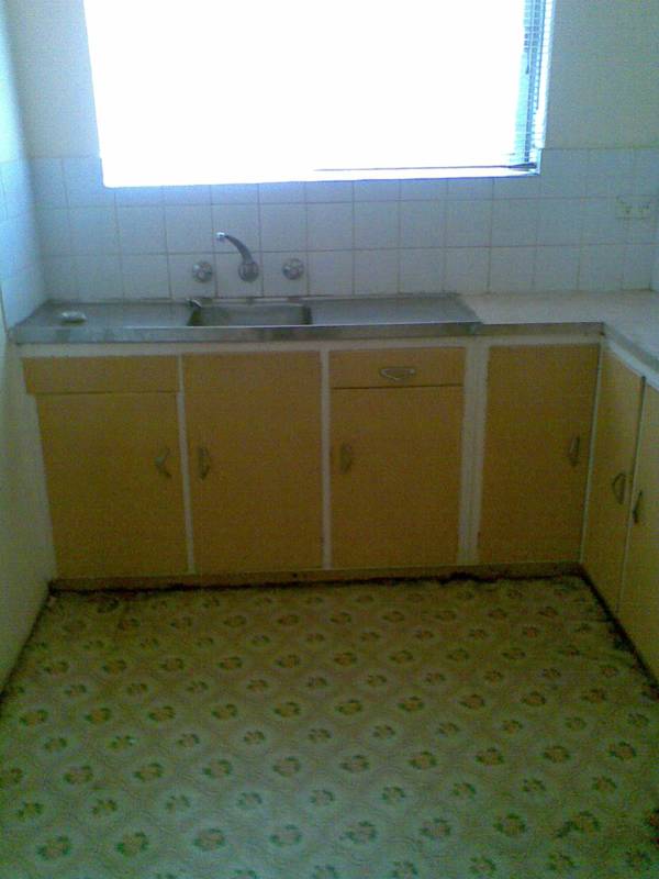 2 BEDROOM GEM Picture 2